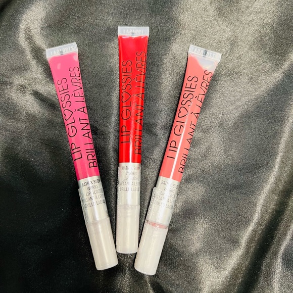 Bath & Body works lip gloss - Set of 3 - Picture 2 of 3
